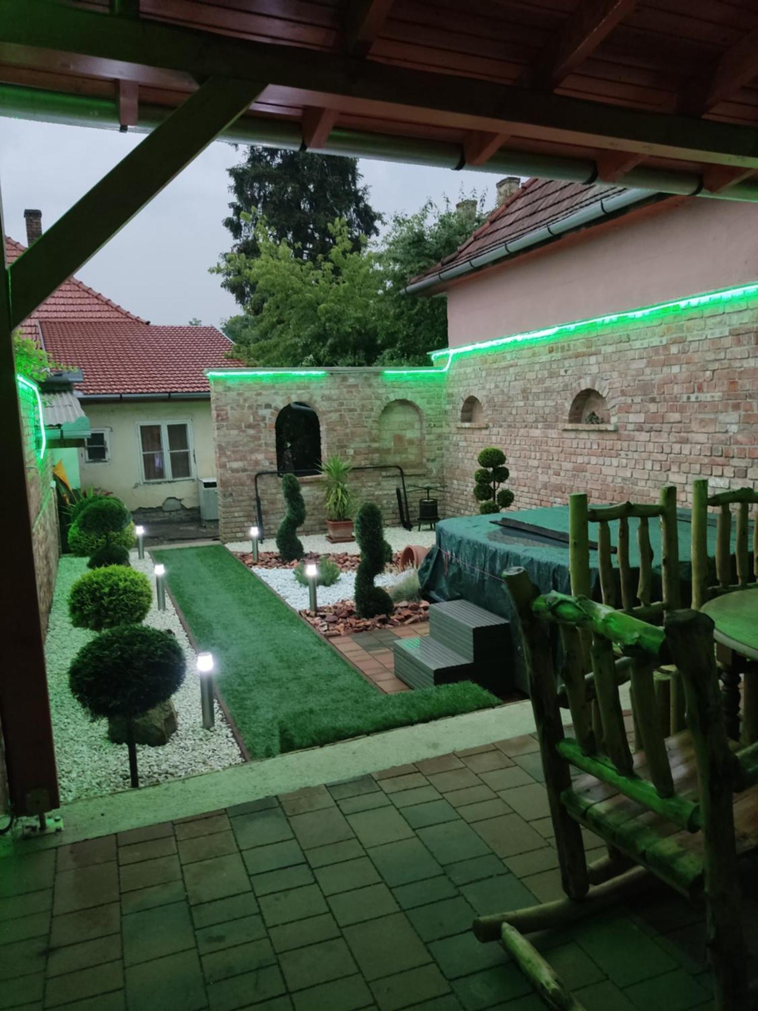 Buebaj Vendeghaz Hotel Eger Ngoại thất bức ảnh